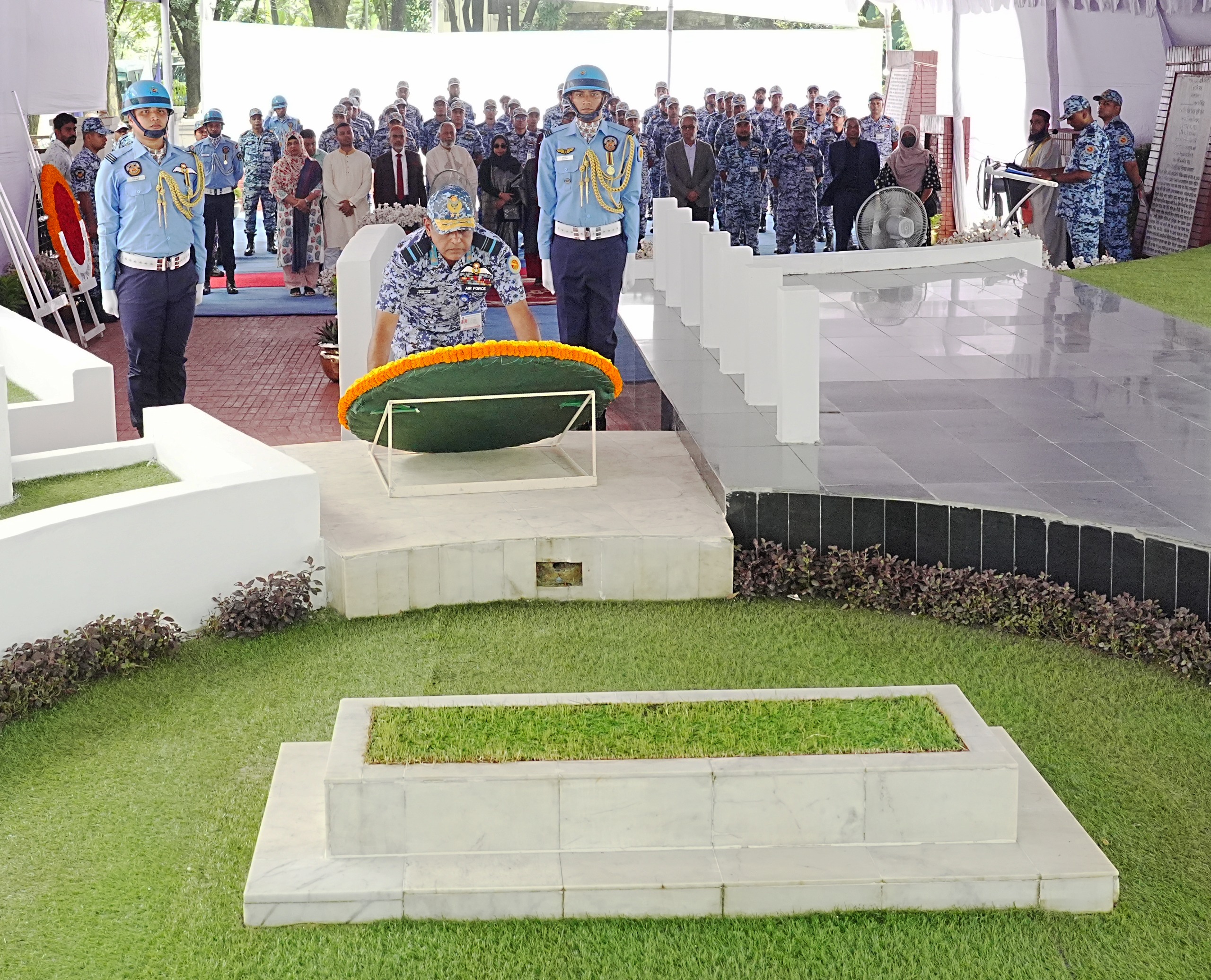 বীরশ্রেষ্ঠ ফ্লাইট লেফটেন্যান্ট মতিউর রহমানের শাহাদাত বার্ষিকী পালিত