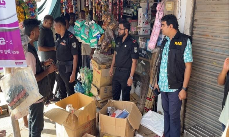 যশোরে ট্যাক্স ফ্রি ও নকল সিগারেট বিক্রি, ২০ হাজার টাকা জরিমানা