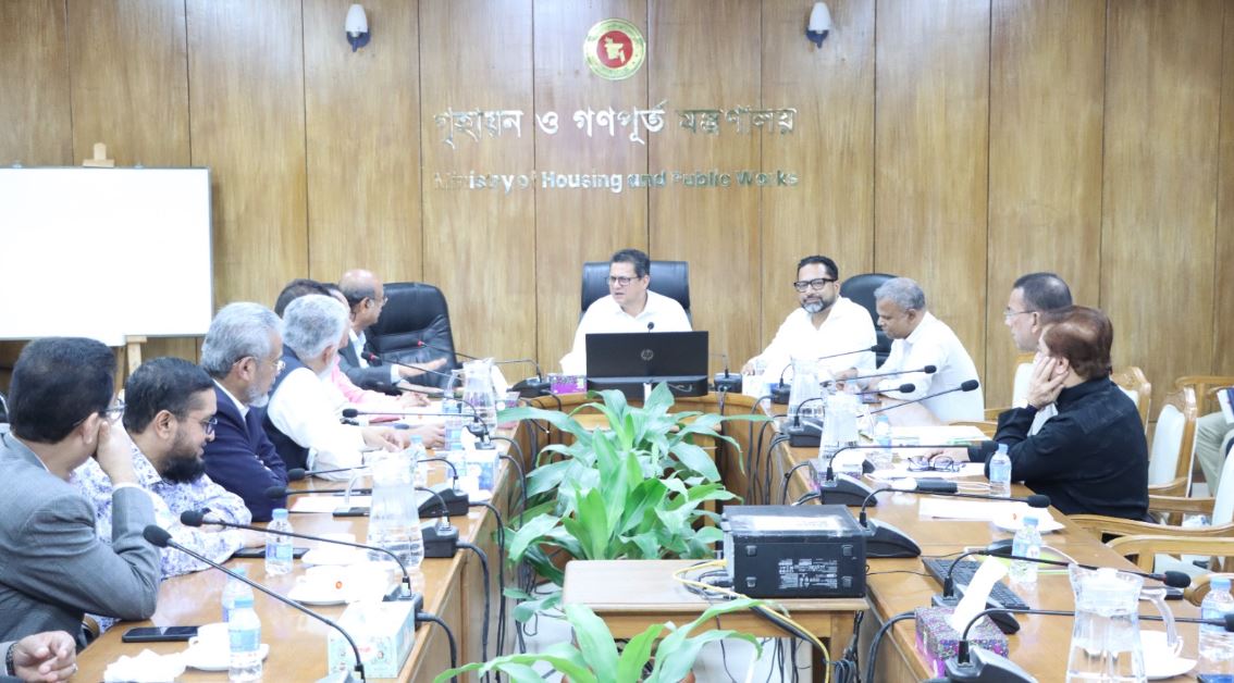 অনুমোদিত নকশার বাইরে ভবন নির্মাণ করা যাবে না : গণপূর্তমন্ত্রী