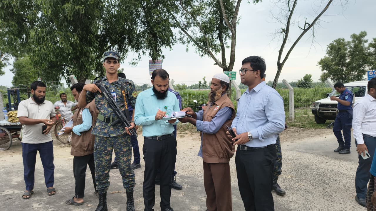 লালমনিরহাটে হাইড্রোলিক হর্ন বিরোধী অভিযান, ৬ যানবাহনকে জরিমানা