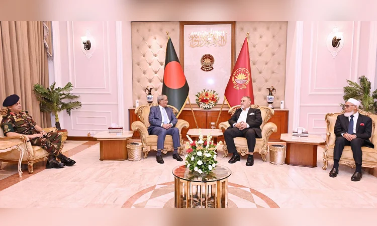 নির্বাচন কমিশনের ভাবমূর্তি ও জনআস্থা সমুন্নত রাখার আহ্বান রাষ্ট্রপতির