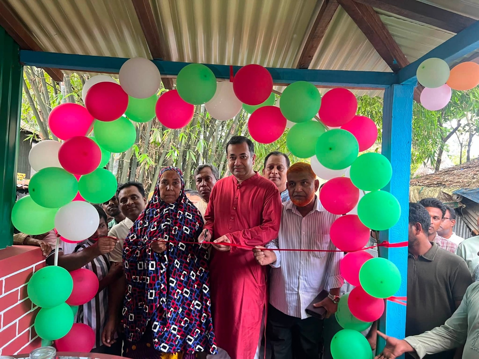 তথ্য প্রতিমন্ত্রীর উদ্যোগে ৩৬ গৃহহীন পরিবার পেল আধুনিক ‘স্বপ্ন বাড়ি’
