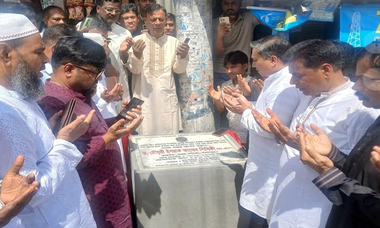 জনগণের দুর্ভোগ লাঘবে উন্নয়ন কাজ অব্যাহত থাকবে : গাজীপুর জেলা পরিষদ প্রশাসক