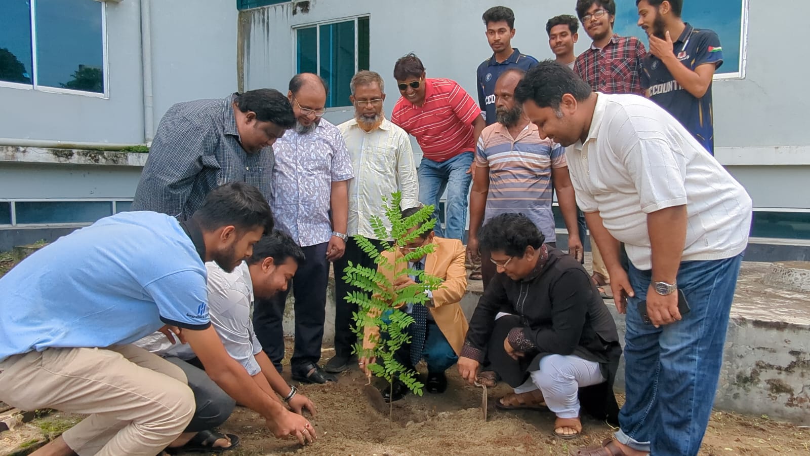 মাভাবিপ্রবিতে ৩ হাজার বৃক্ষরোপণ কর্মসূচি কার্যক্রমের উদ্বোধন