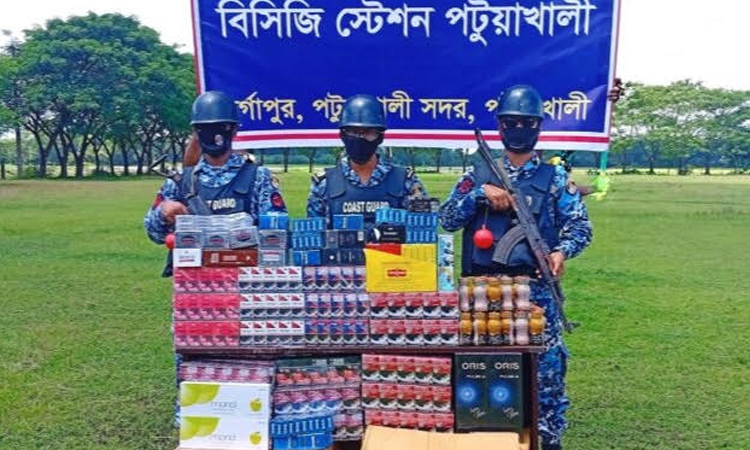 পটুয়াখালীতে বিপুল পরিমাণ বিদেশি সিগারেট জব্দ
