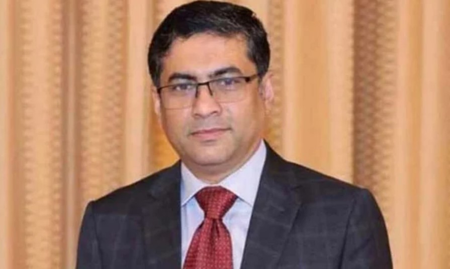 আওয়ামী লীগের দপ্তর সম্পাদক বিপ্লব বড়ুয়ার বিদেশ গমনে নিষেধাজ্ঞা