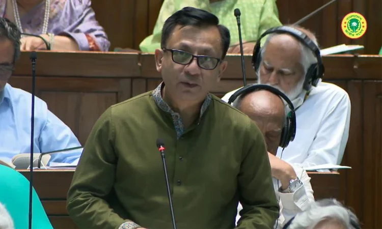নিত্যপণ্যের দাম সহনীয় রাখতে নিয়মিত বাজার তদারকি করা হচ্ছে : বাণিজ্যমন্ত্রী