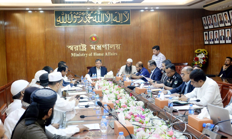 শান্তিপূর্ণভাবে বিশ্ব ইজতেমা আয়োজনে সরকার প্রতিশ্রুতিবদ্ধ: স্বরাষ্ট্রমন্ত্রী