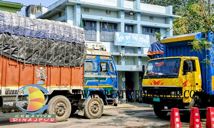 হিলি স্থলবন্দরে আমদানি-রপ্তানি কার্যক্রম পুনরায় শুরু