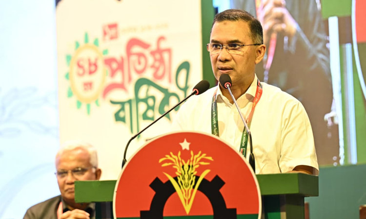 কিছু রাজনৈতিক দল ও ব্যক্তি বিভ্রান্তির মাধ্যমে অরাজকতা সৃষ্টির পাঁয়তারা করছে: প্রধানমন্ত্রী