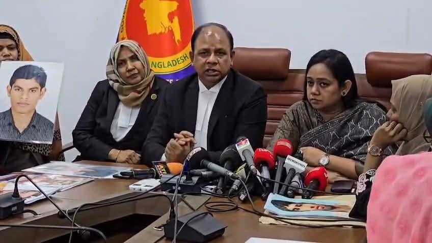 অপরাধীদের বন্ধু মনে করার কারণ নেই, তারা ছোবল মারতে পারে: চিফ প্রসিকিউটর