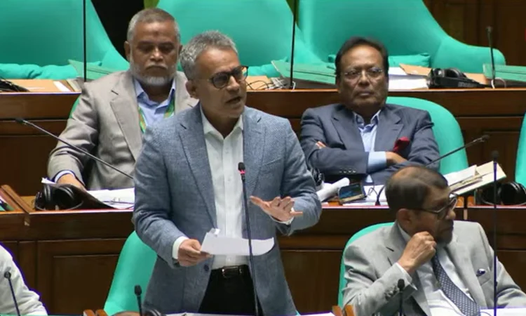 চট্টগ্রাম বন্দরের সব জায়গা ২ মাসের মধ্যে দখলমুক্ত হবে : নৌপরিবহন মন্ত্রী