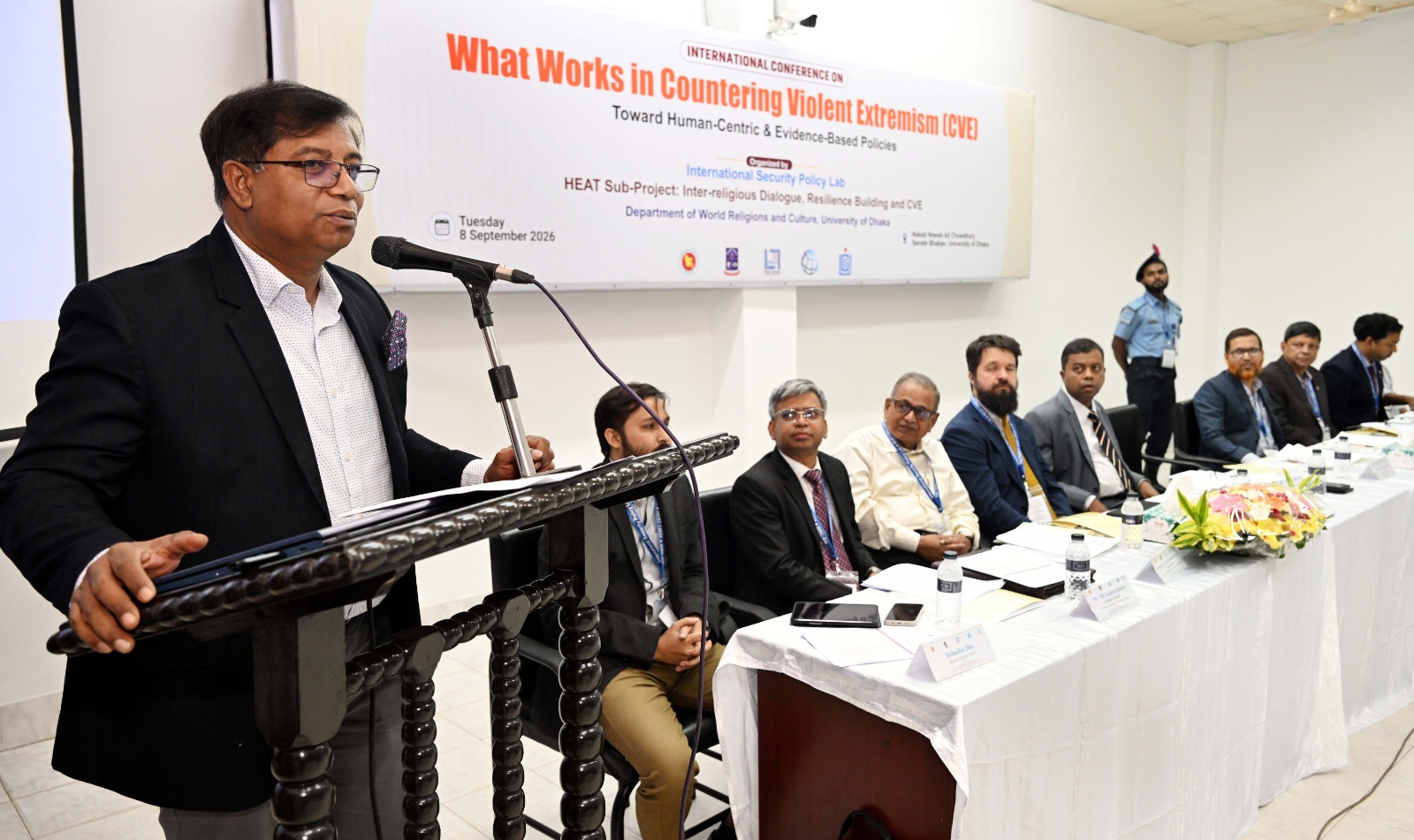 উগ্রবাদ ও অসহিষ্ণুতাসহ সামাজিক সমস্যার সমাধানে গবেষণার আহ্বান ইউজিসি চেয়ারম্যানের