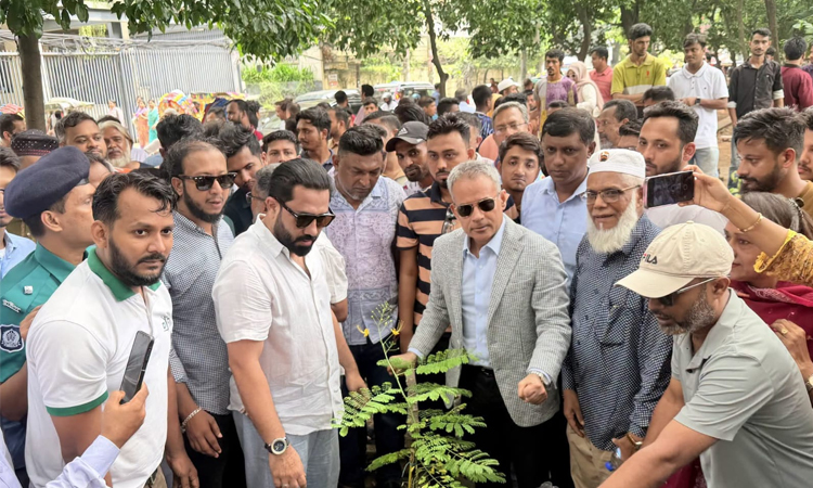 মহাসড়কে অটোরিকশা চলবে না, তবে জীবন-জীবিকা বিবেচনায় পর্যায়ক্রমে ব্যবস্থা : সড়ক মন্ত্রী