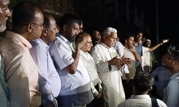 প্রধানমন্ত্রীর ফেনী সফর : ফুলগাজীতে সভাস্থল পরিদর্শন সমাজকল্যাণ মন্ত্রীর