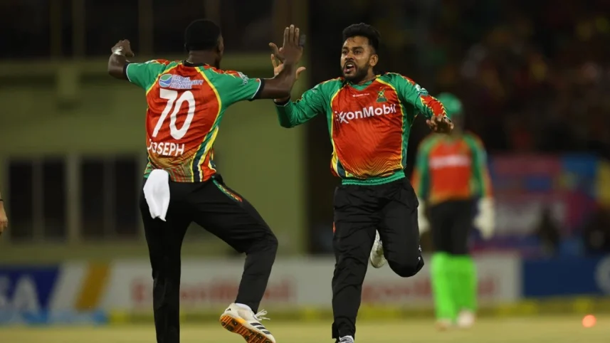 মিরাজের বোলিং নৈপুন্যে শততম জয় গায়ানার 