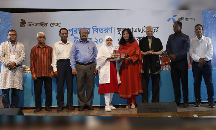 রাজশাহীতে বইপড়া কর্মসূচিতে ২১২০ শিক্ষার্থী পুরস্কৃত